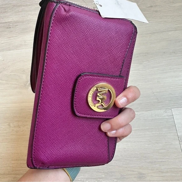 Michael Kors Magenta Wristlet Clutch Wallet - Picture 5 of 5